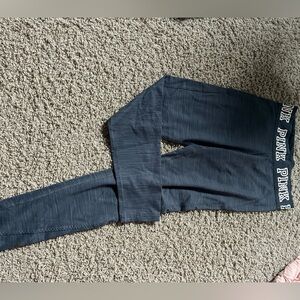 Grey soft PINK leggings. Medium.